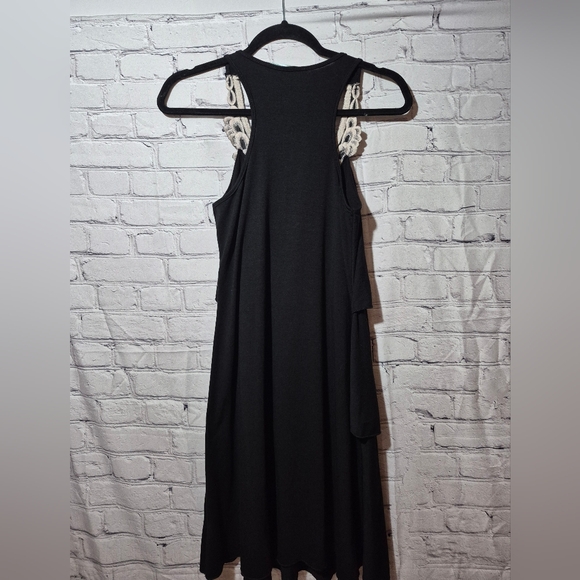 Maurices Dress Women's Small Black Sleeveless Tiered With Crochet Neckline #256 - Picture 5 of 10